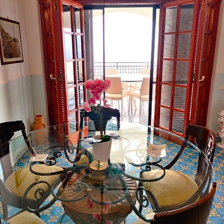 普莱亚诺Casa La Scogliera公寓 外观 照片