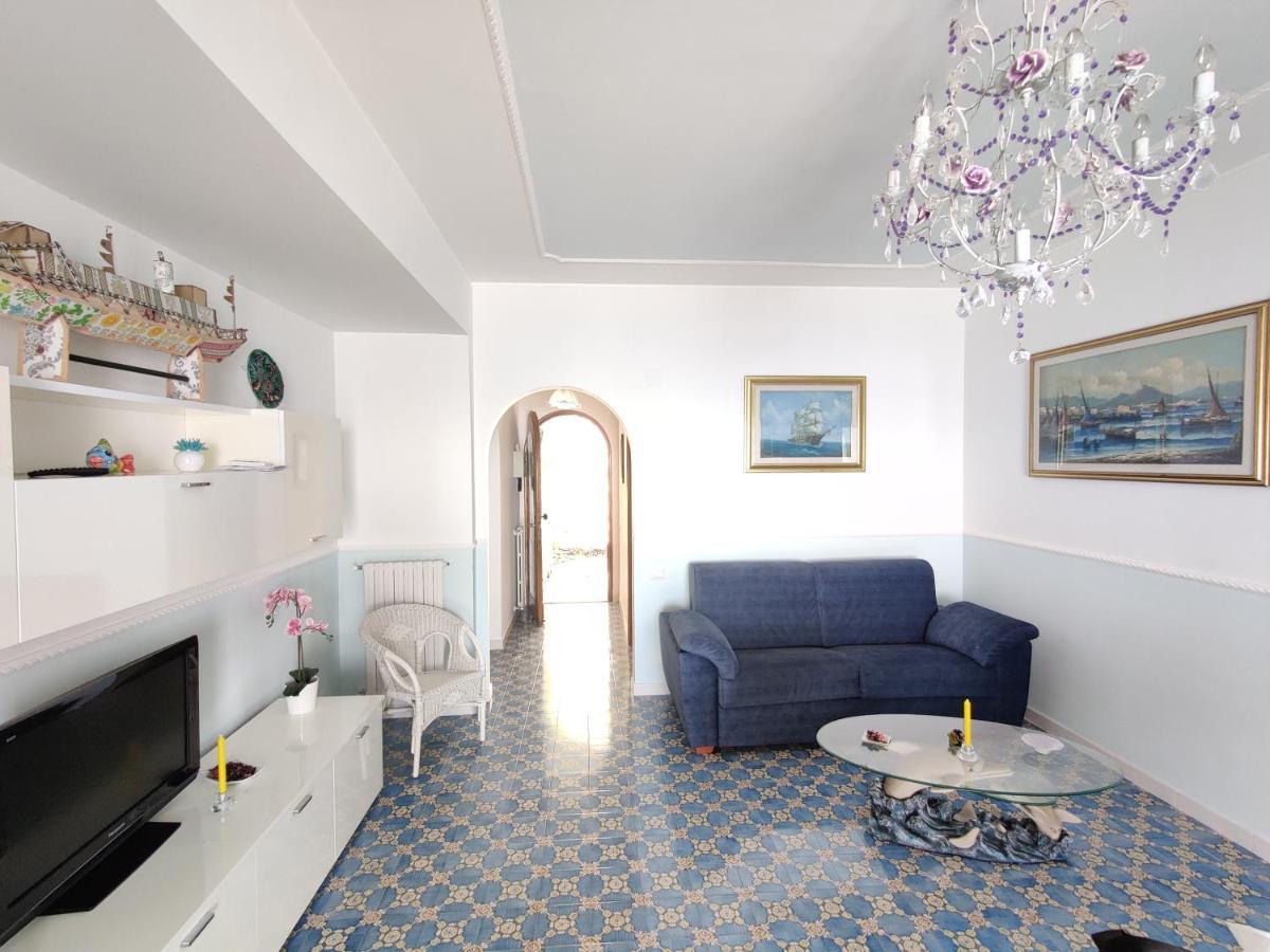 普莱亚诺Casa La Scogliera公寓 外观 照片