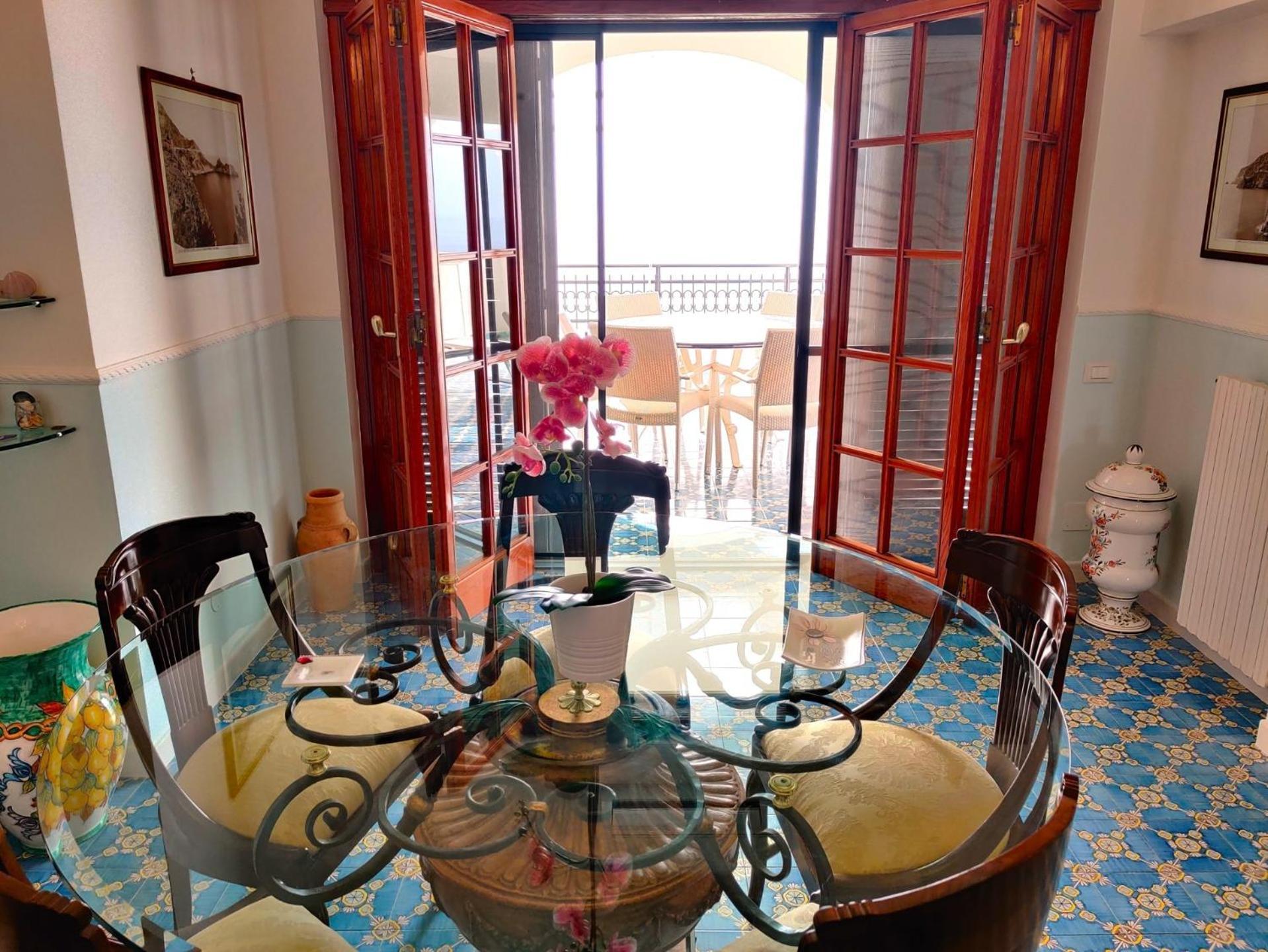 普莱亚诺Casa La Scogliera公寓 外观 照片